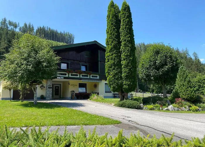 Haus Aichmann 公寓